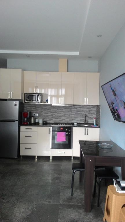 Apartament Gia Batumi Exterior photo